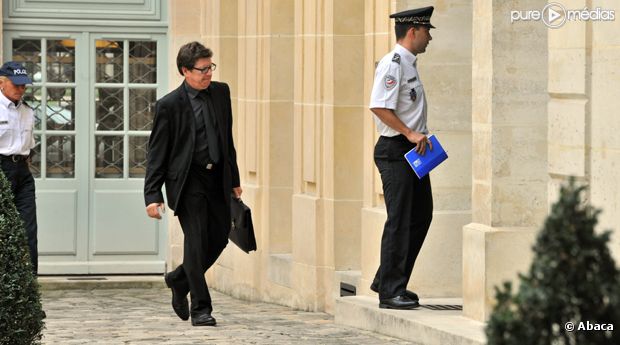 Des policiers au domicile de DSK et Anne Sinclair, le 7 septembre 2011.